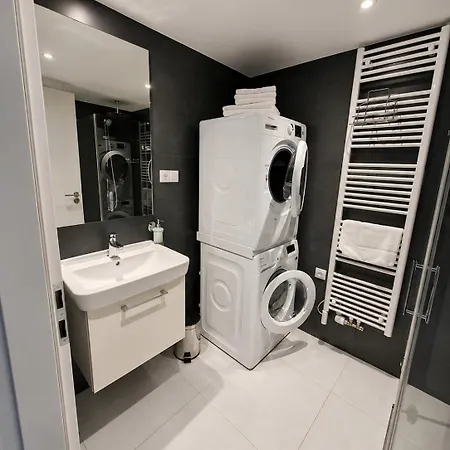 9-moderny Mezonet - Atrium Living * Kassa